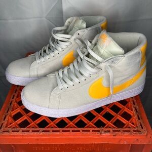 Nike SB blazer mid